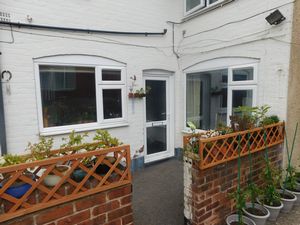 Photo 11- click for photo gallery